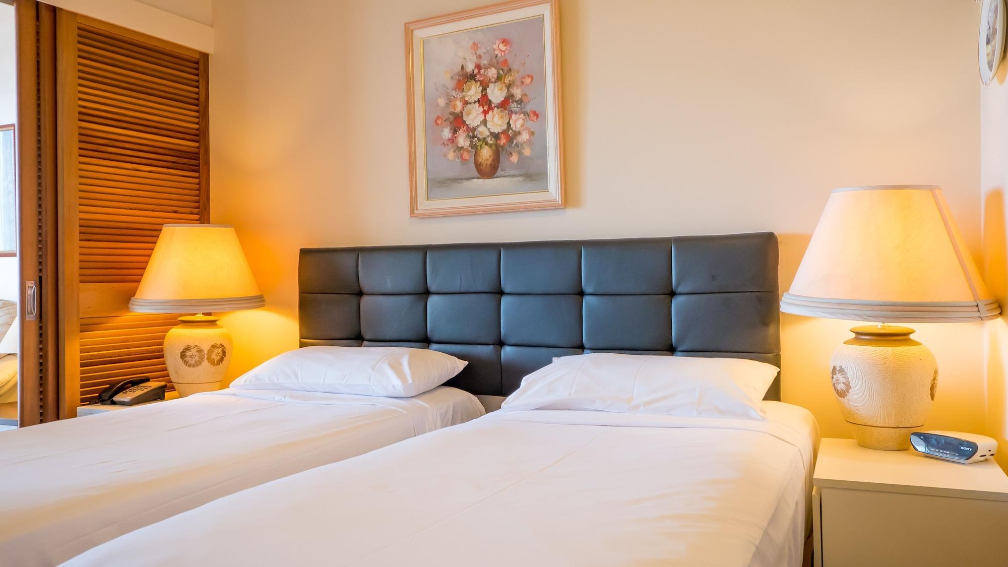 Broadbeach Savannah Resort Экстерьер фото