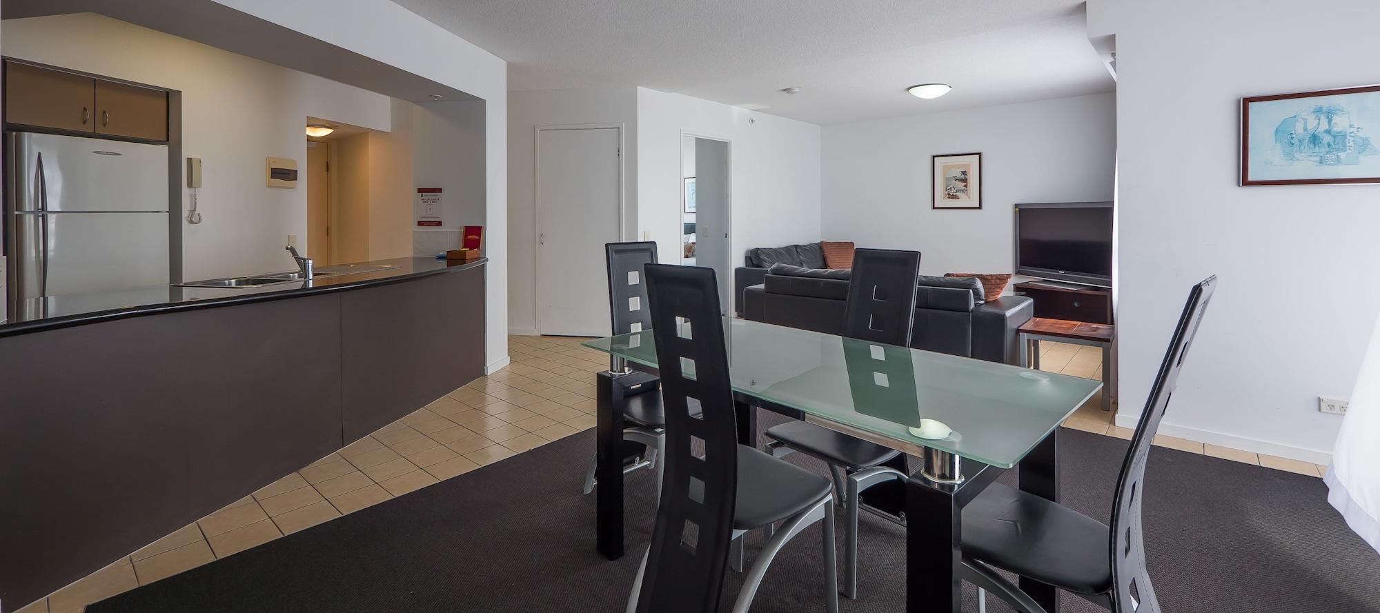 Broadbeach Savannah Resort Экстерьер фото