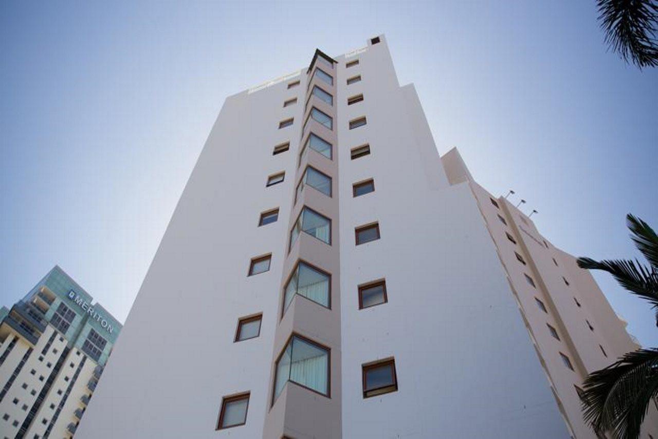 Broadbeach Savannah Resort Экстерьер фото