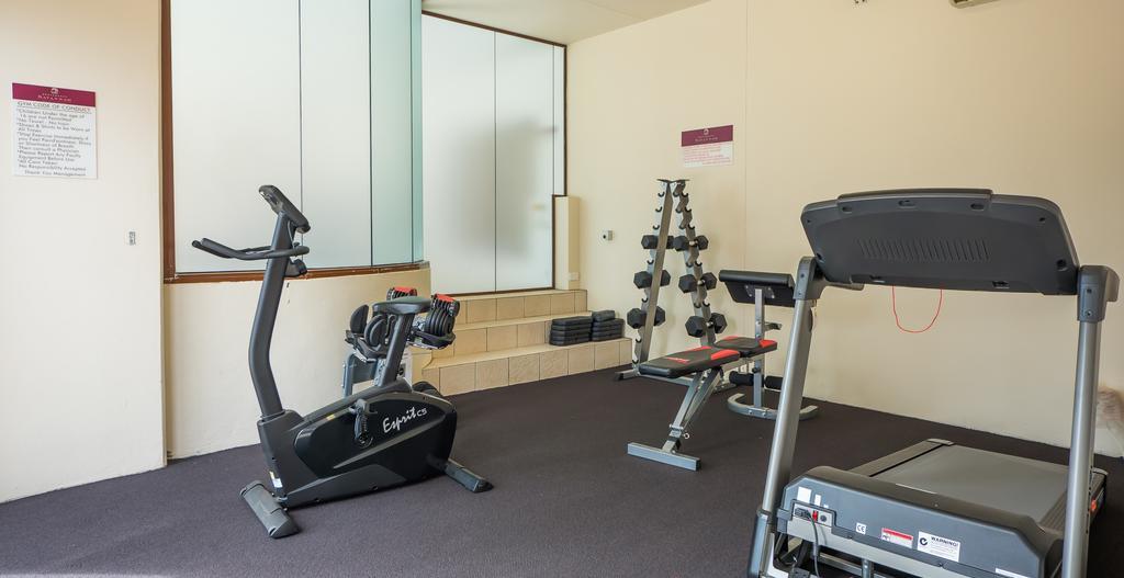 Broadbeach Savannah Resort Экстерьер фото
