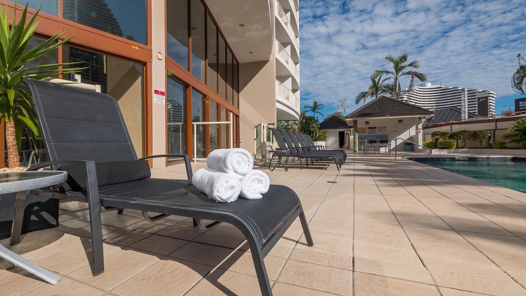 Broadbeach Savannah Resort Экстерьер фото